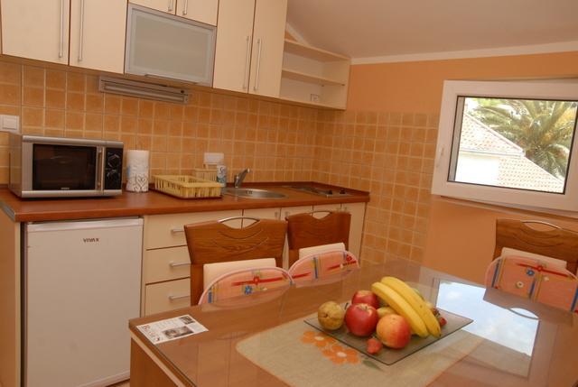 Apartments Dosljak Τίβατ Εξωτερικό φωτογραφία